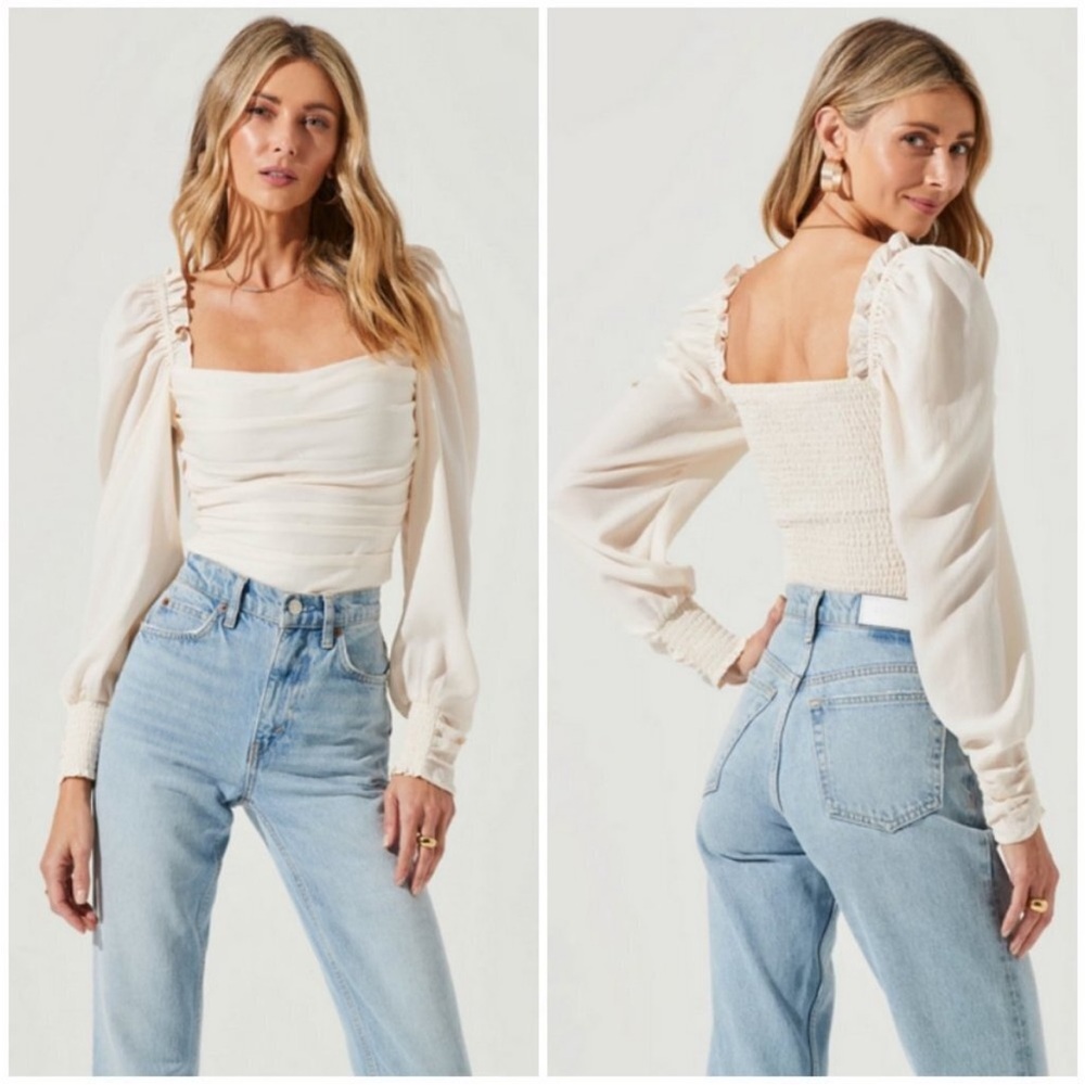 ASTR The Label Puff Sleeve Top